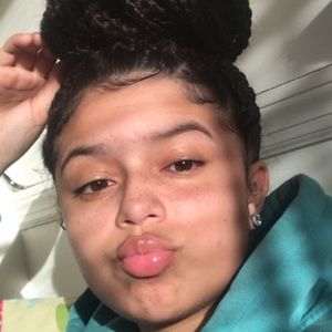 Meet your Posher, Ariana